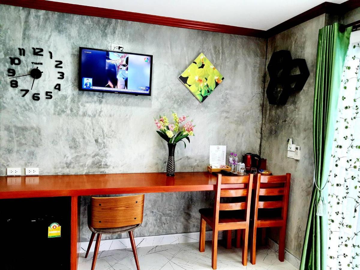 Areeya Phubeach Resort Coliving Coworking Ao Nang Extérieur photo