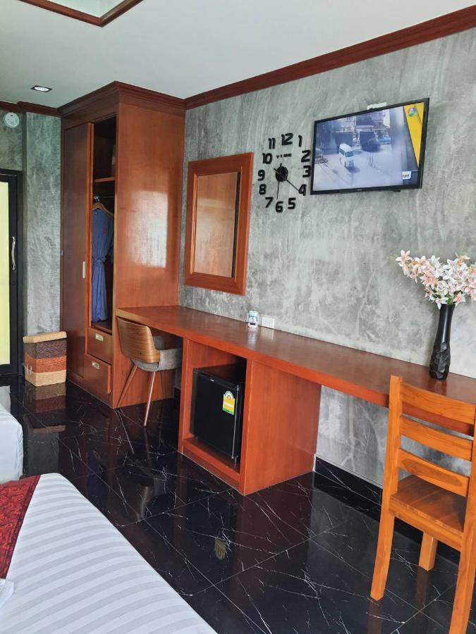 Areeya Phubeach Resort Coliving Coworking Ao Nang Extérieur photo