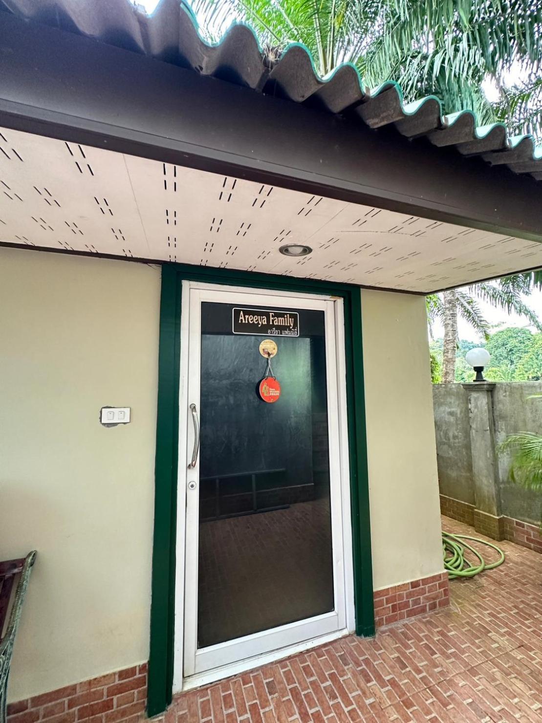 Areeya Phubeach Resort Coliving Coworking Ao Nang Extérieur photo